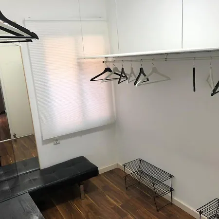 Precioso Piso Con Patio A 200m De La Playa Apartman