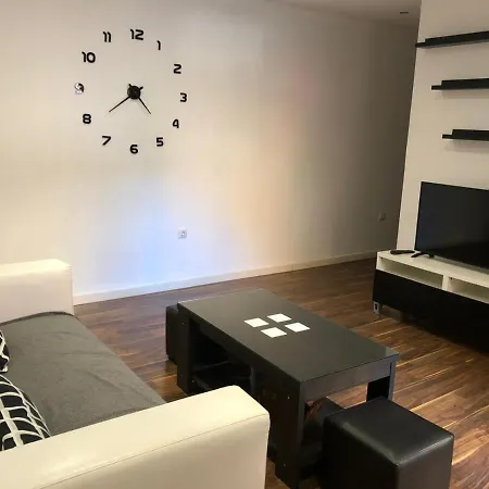 Precioso Piso Con Patio A 200m De La Playa Apartman